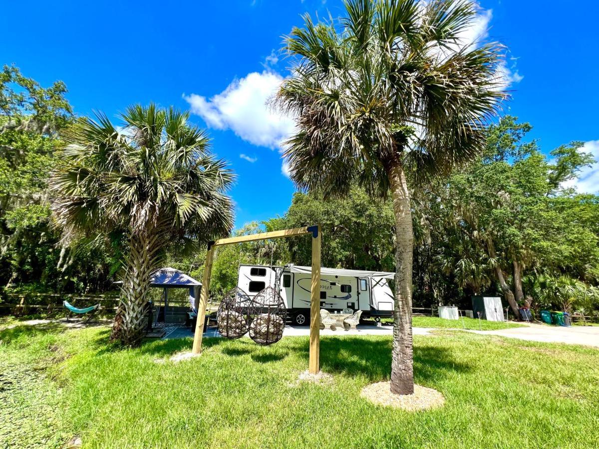 Lake Front Rv Experience Close To Port Canaveral And Kennedy Space Center Ξενοδοχείο Titusville Εξωτερικό φωτογραφία